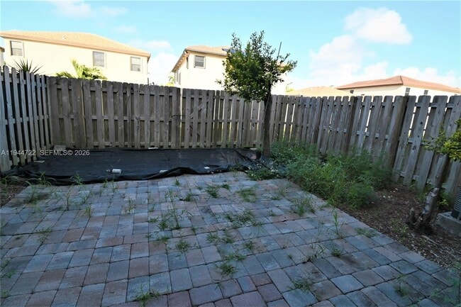 Building Photo - 23876 SW 118 Ave