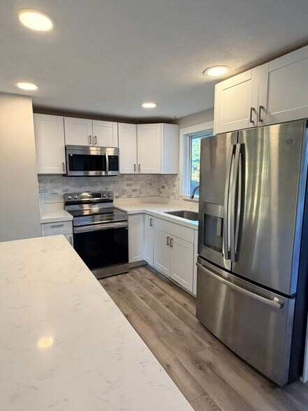 Building Photo - 3693 W Pensacola Cir
