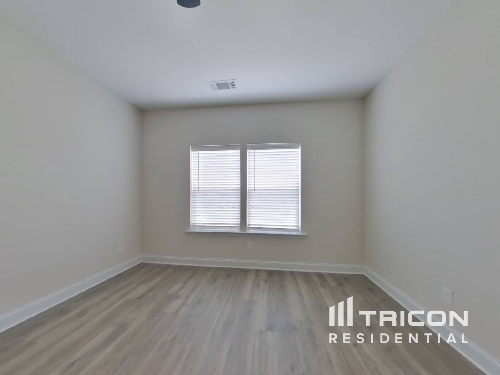 Building Photo - 643 Cantrell Dr