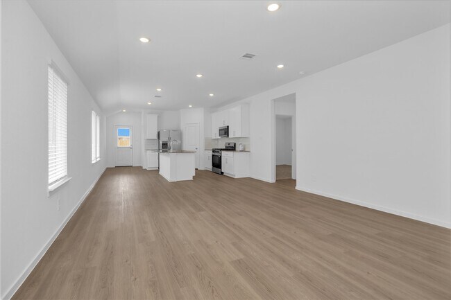 Building Photo - 3518 Grassland Dr