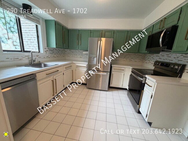 Building Photo - 290 Treadwell St