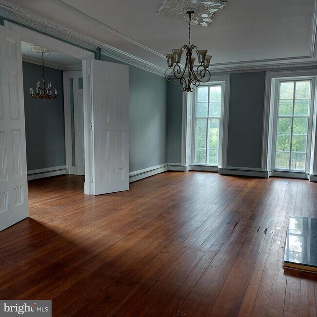 Building Photo - 1272 Pawlings Rd