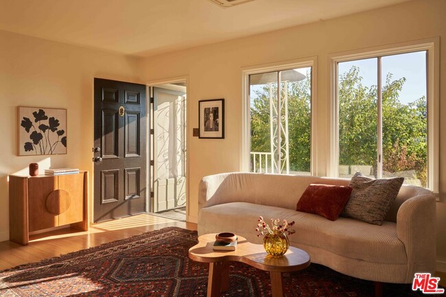 Building Photo - 4801 O Sullivan Dr