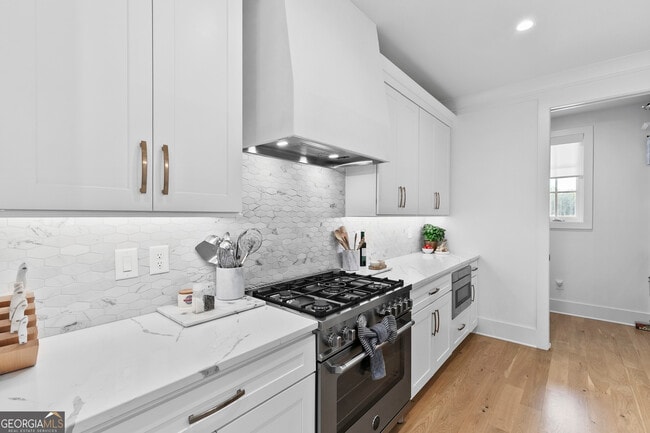 Building Photo - 202 Regester Wy