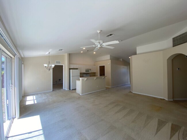 Building Photo - 2817 NW 18th Pl