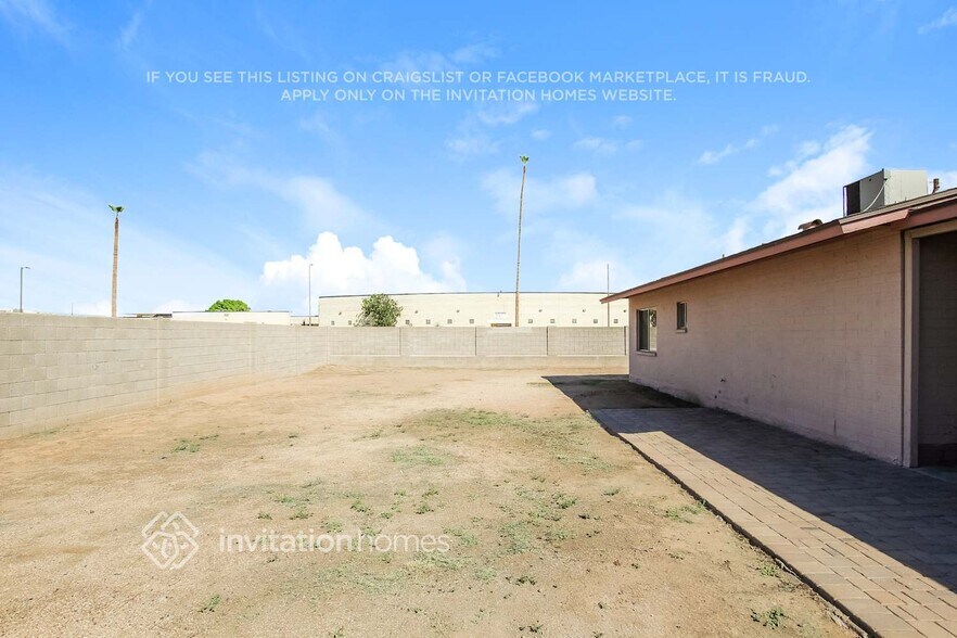 Building Photo - 5902 W Mitchell Dr