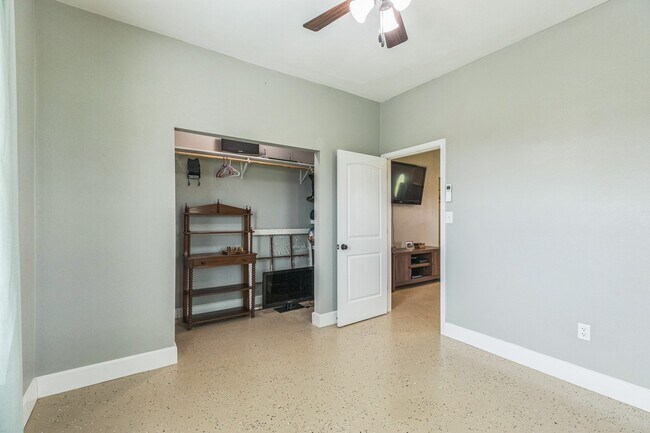 Building Photo - 4219 Landon Ln
