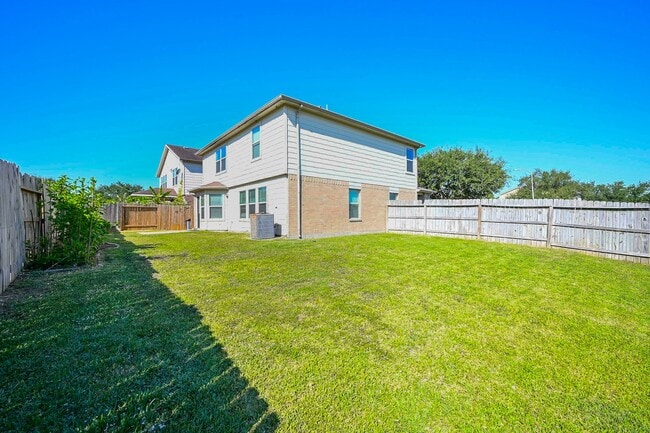 Building Photo - 9403 Coatsworth Dr