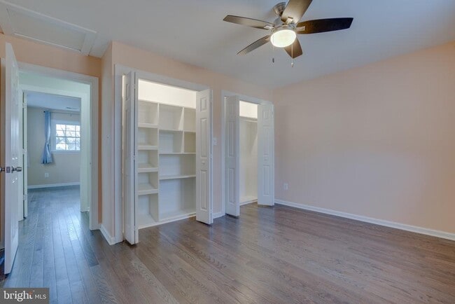 Building Photo - 1206 Riggs Ct