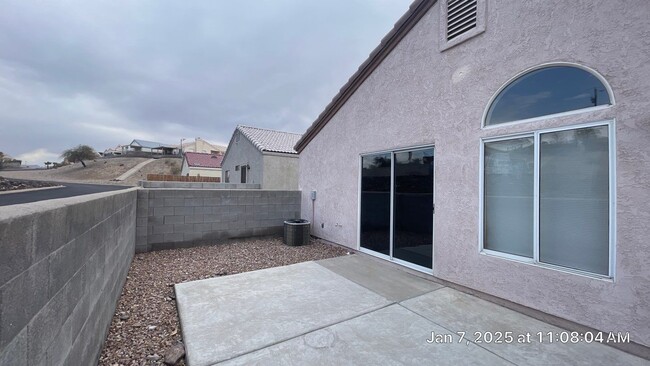 Building Photo - 2348 Taos Dr