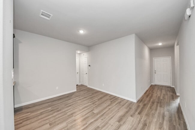 Building Photo - 13318 Villa Sola Dr