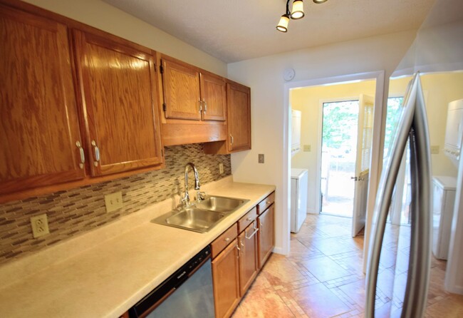Building Photo - Longleaf Villas