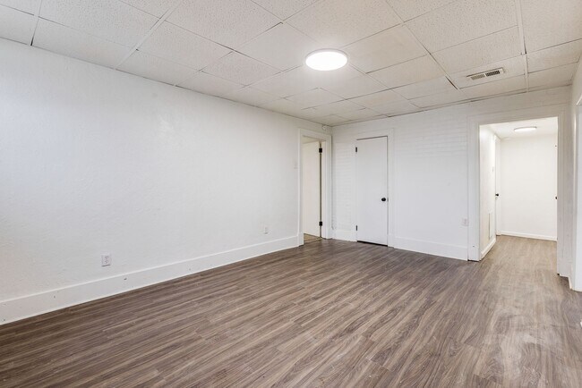 Building Photo - 1533 Arlington Ave