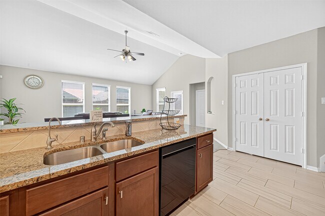 Building Photo - 21319 Tropisea Dr