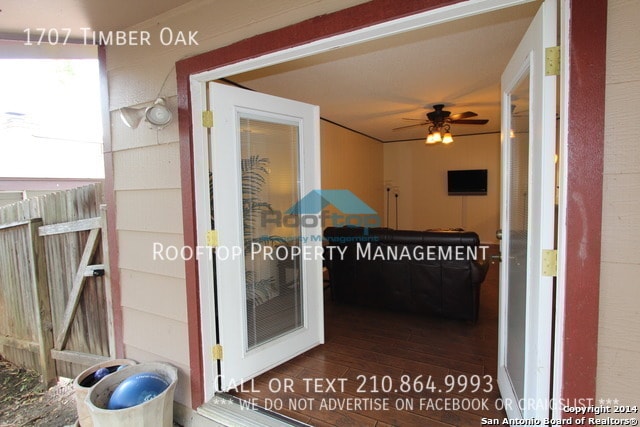 Building Photo - 1707 Timber Oak St