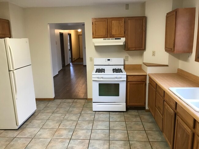 Building Photo - 157 Allegan St