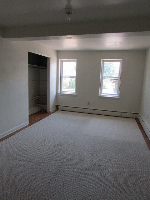 Building Photo - 124 N Earl St