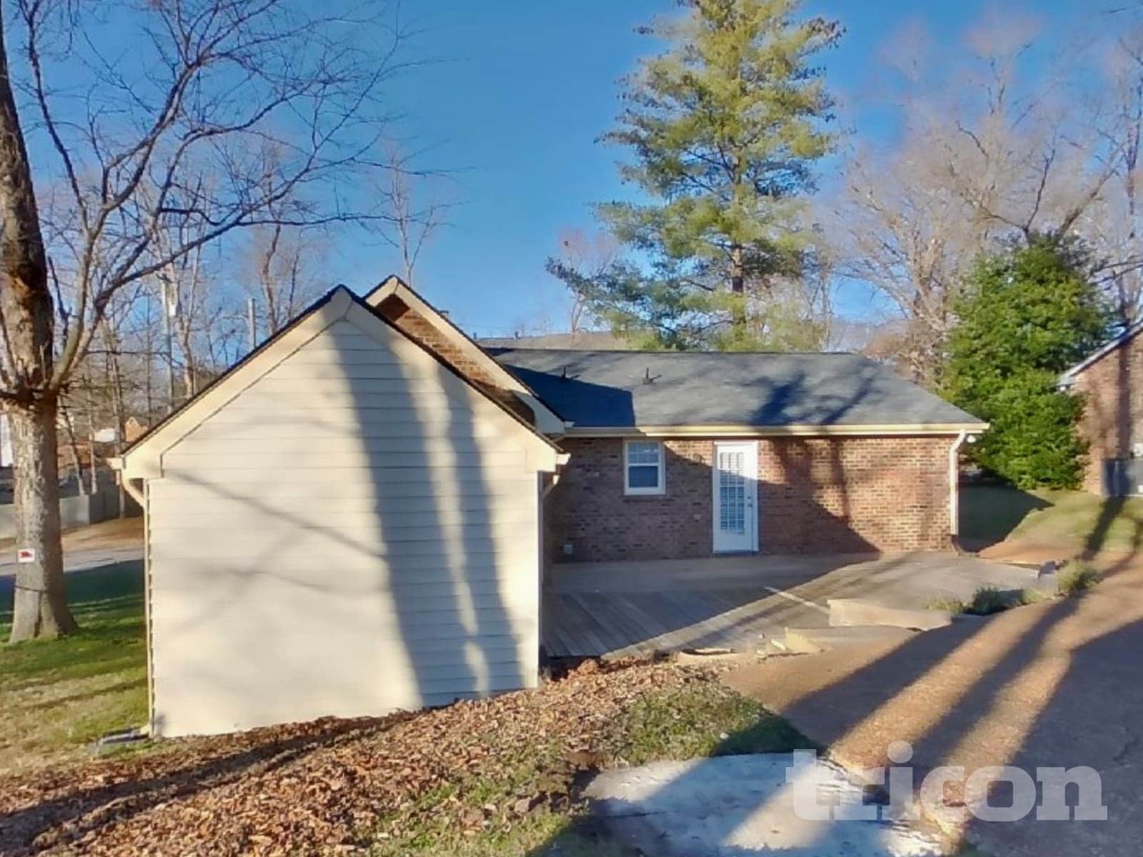 Building Photo - 3009 Blackwood Dr