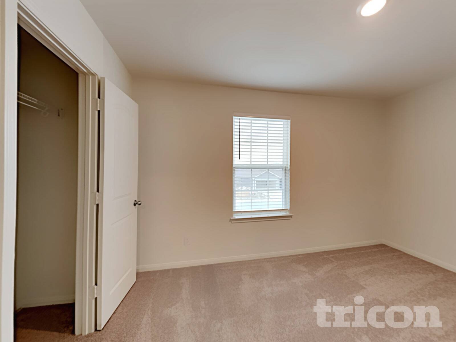 Building Photo - 11750 Davalos Ln