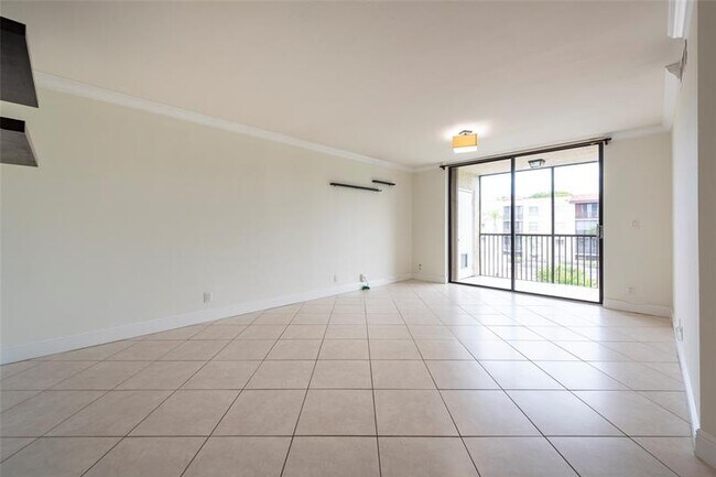 Building Photo - 10401 W Broward Blvd