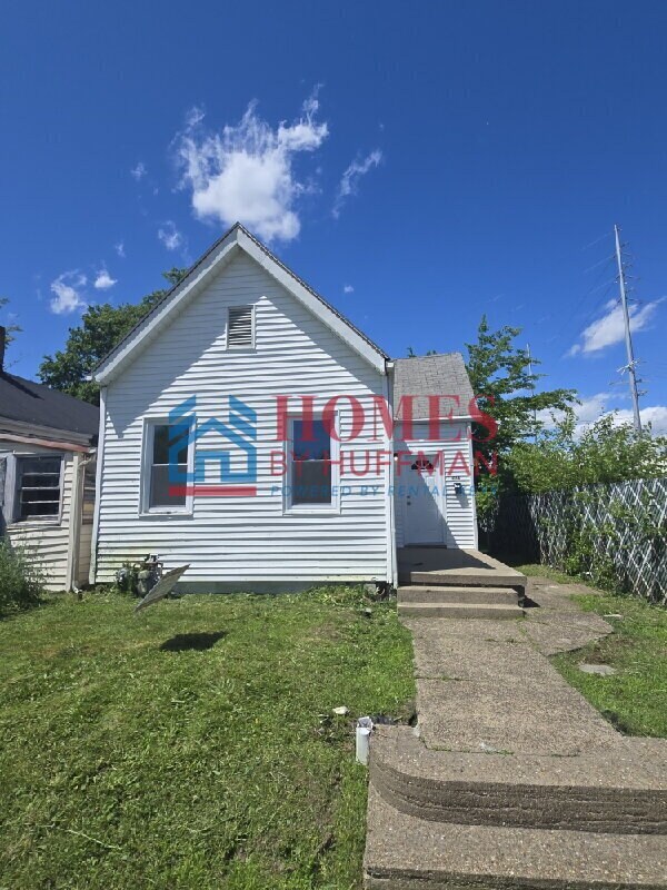 Primary Photo - Three Bedroom House | Move in Ready