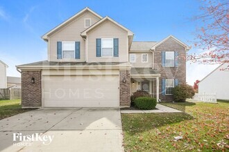 Building Photo - 10883 Ashwood Dr