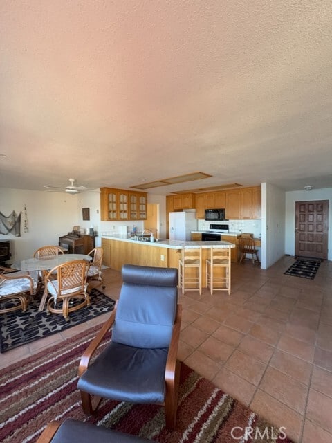 Building Photo - 4816 Marina Dr