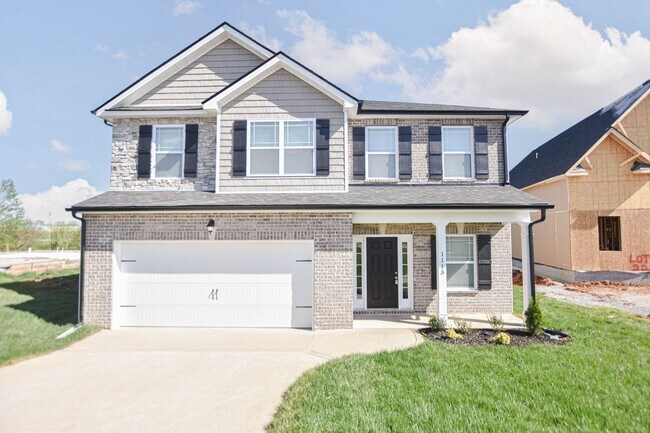 Primary Photo - Fantastic Four Bedroom with Bonus!