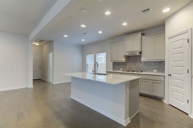 Building Photo - 8729 Belknap Rd.