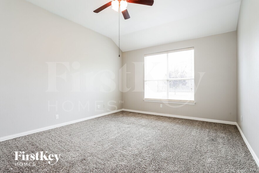 Building Photo - 1209 Wentwood Dr