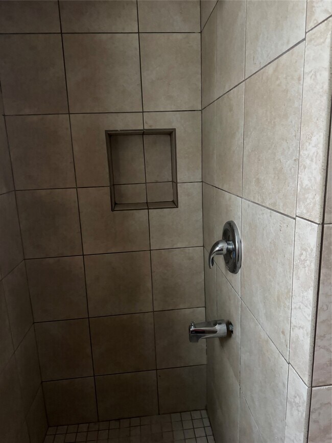 Building Photo - 115 Bedford St