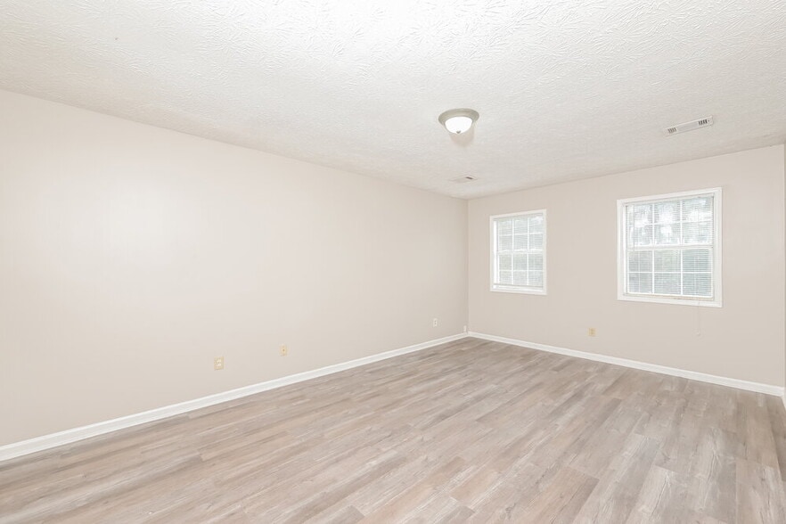 Building Photo - 989 Autumn Crest Ct