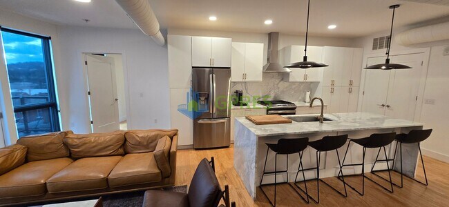 Building Photo - 3725 Butler St