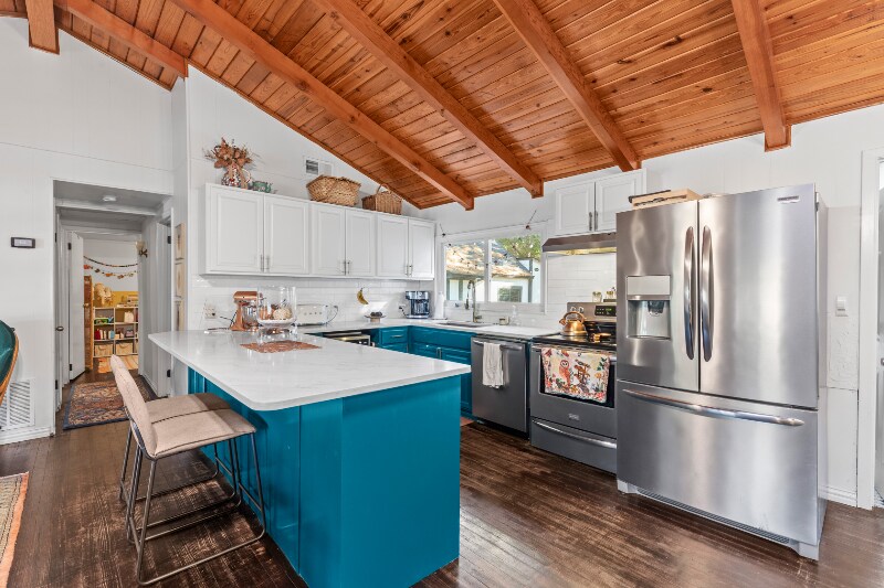 Building Photo - 319 Hideaway Lane Central