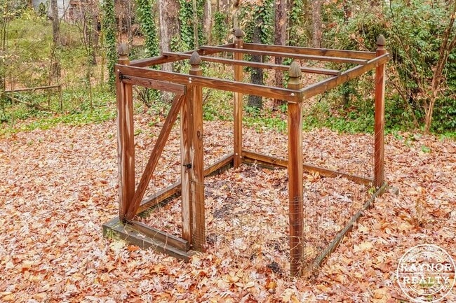 Building Photo - 810 Tacy Pl