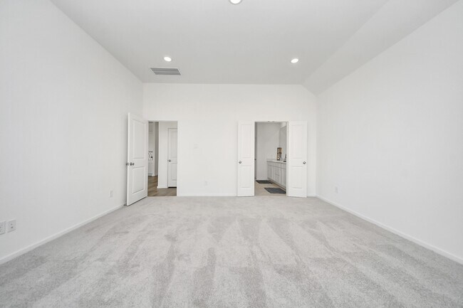 Building Photo - 13407 Harbor Pt Dr