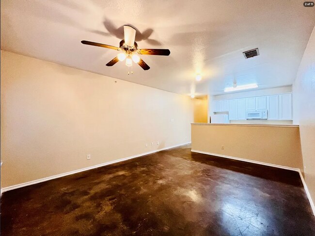 Building Photo - 10718 Mathom Landing
