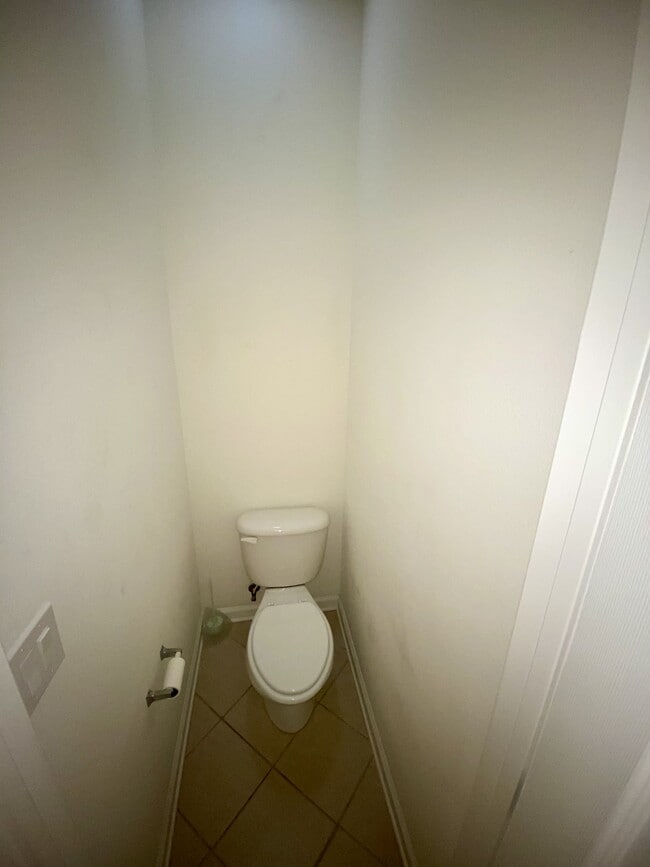 Building Photo - 12988 Spring Rain Rd