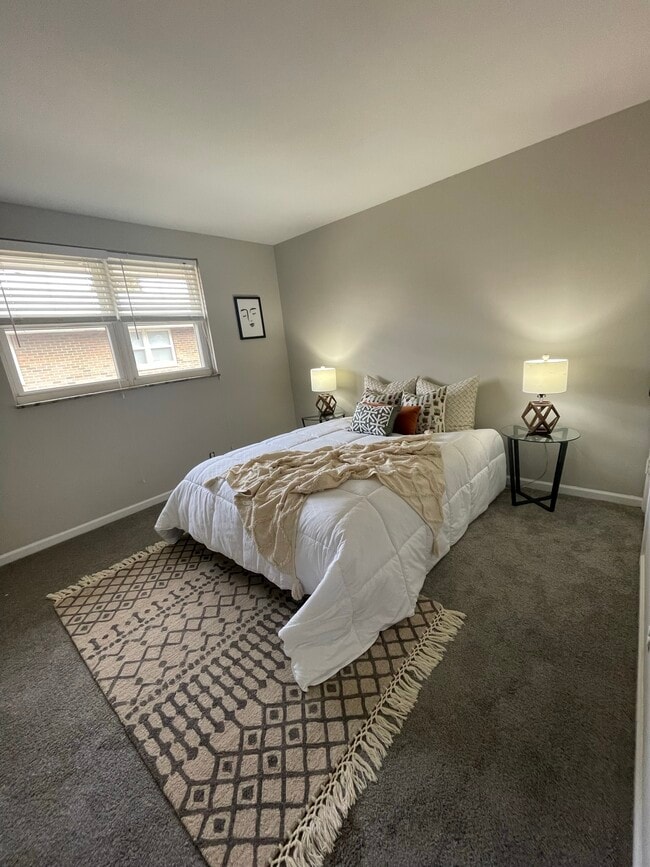 Building Photo - 1770 North Star Rd