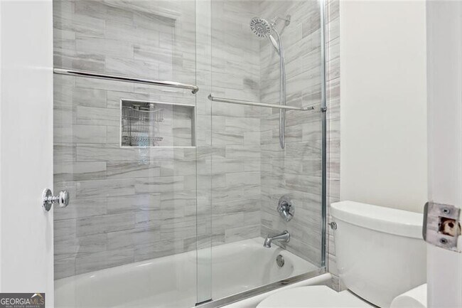 Building Photo - 75 Montre Square NW