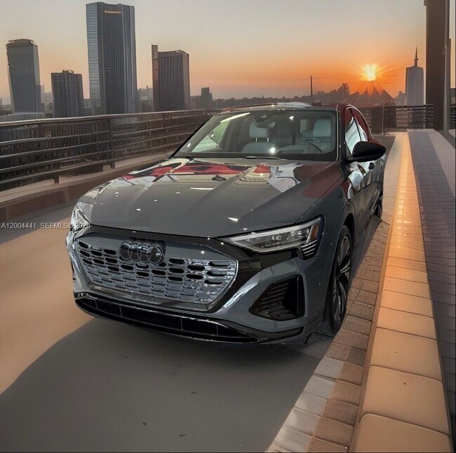 Building Photo - 1000 Brickell Plaza