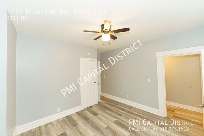 Building Photo - Newly Remodeled 3 bed/1 bath Apt w/ W/D Ho...