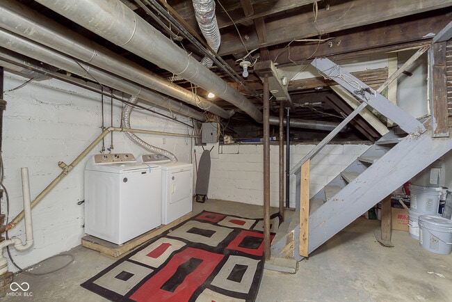 Building Photo - 4237 Graceland Ave