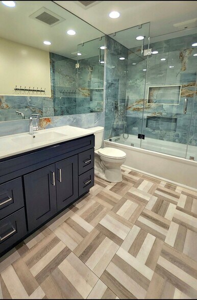 Building Photo - 214 undisclosed