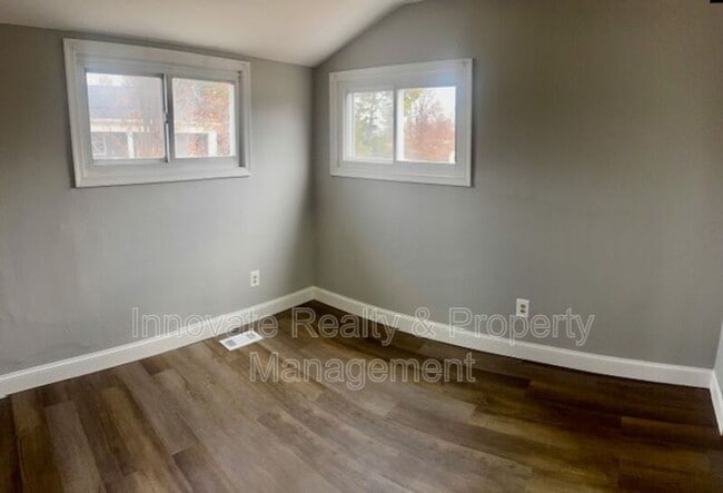 Building Photo - 2819 Comly Rd