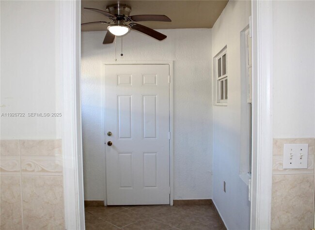 Building Photo - 300 SW 8th St