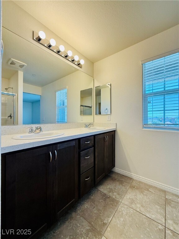 Building Photo - 460 Ylang Pl
