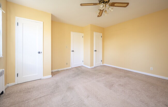 Building Photo - 154 Martling Ave