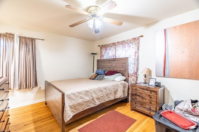 Building Photo - 9720 Brooks Ln