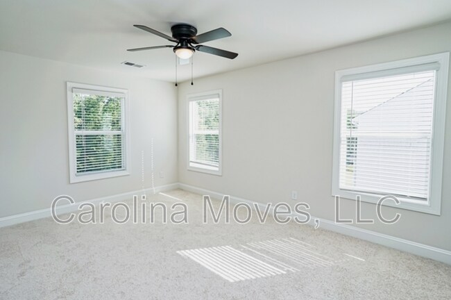 Building Photo - 151 Mayfield Crossing Ln